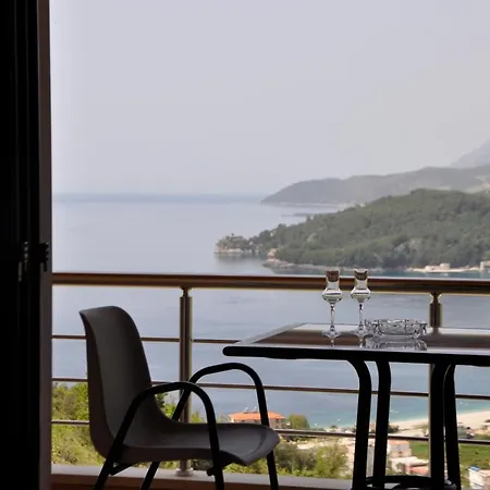 Belvedere & Himare