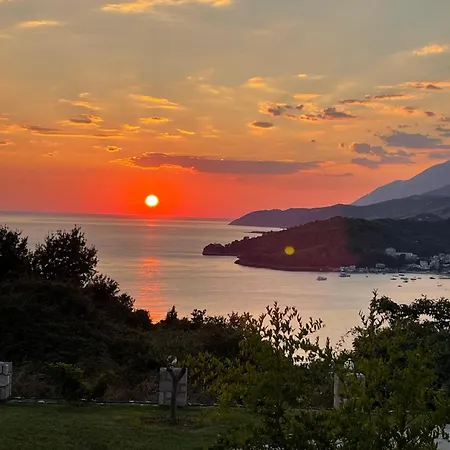 Belvedere & Apartment Himare